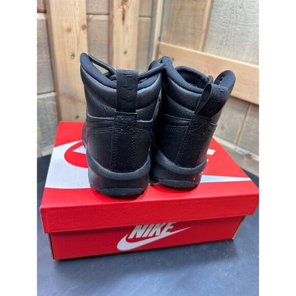 Nike Manoa 17 LTR (PS) Black Boots Size 8C - Picture 5 of 7